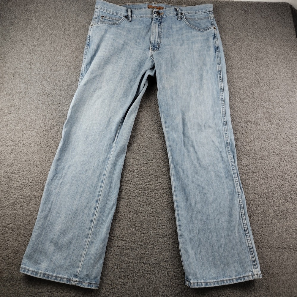 Wrangler Mens Bootcut Light Wash Denim Jeans 38x32 Western Rodeo Cowboy Workwear